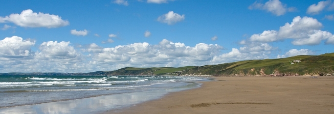 Beach Holiday Accommodation in Whitsand Bay to Rent